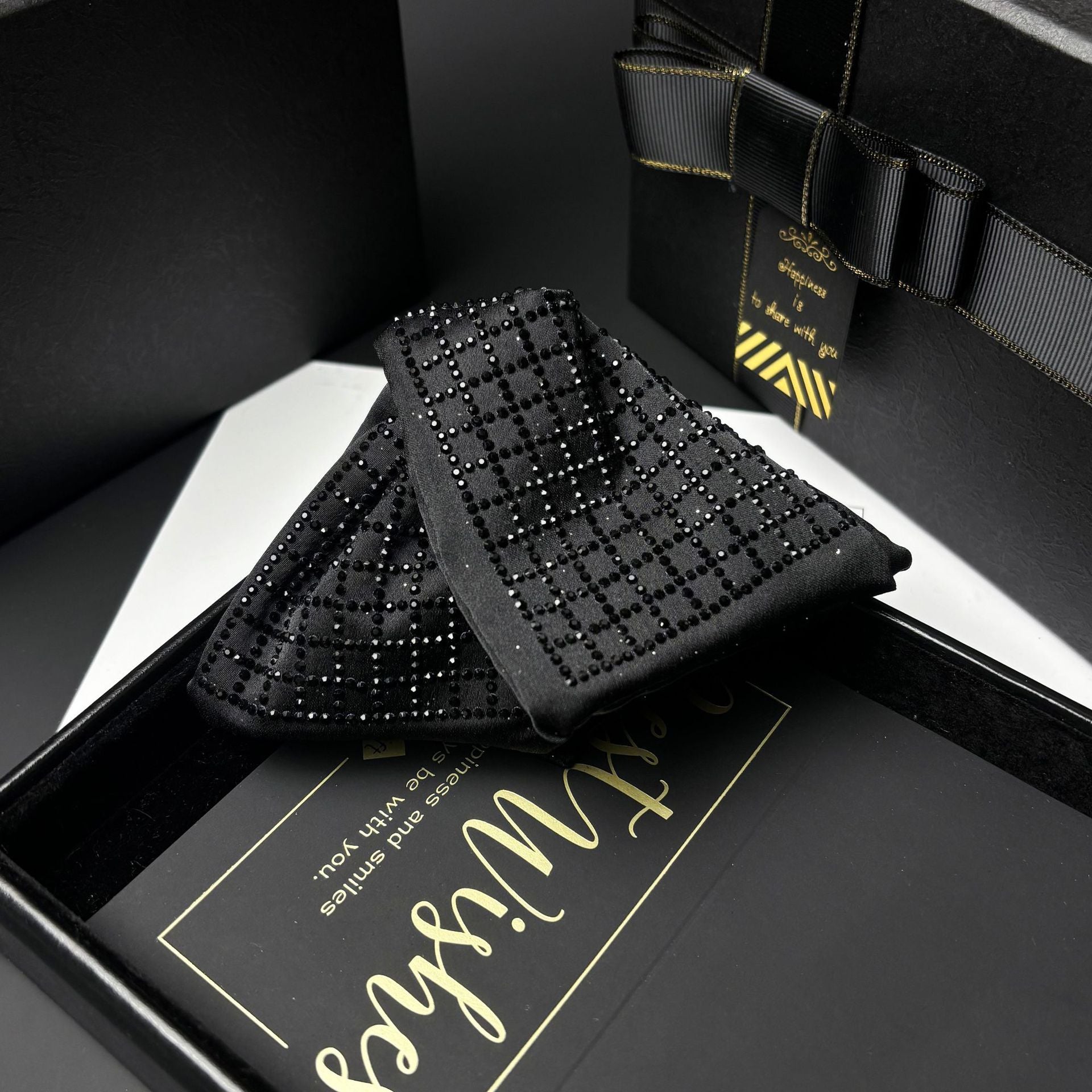 The 'Audrey' Rhinestone Bow Clip