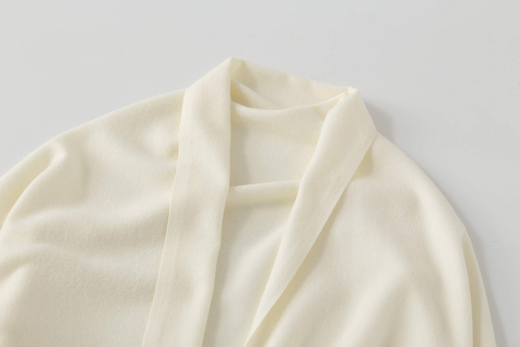 Jeelow winter blanket scarf in Plush Viscose White, 100% viscose, 28 x 79 in., photo 5