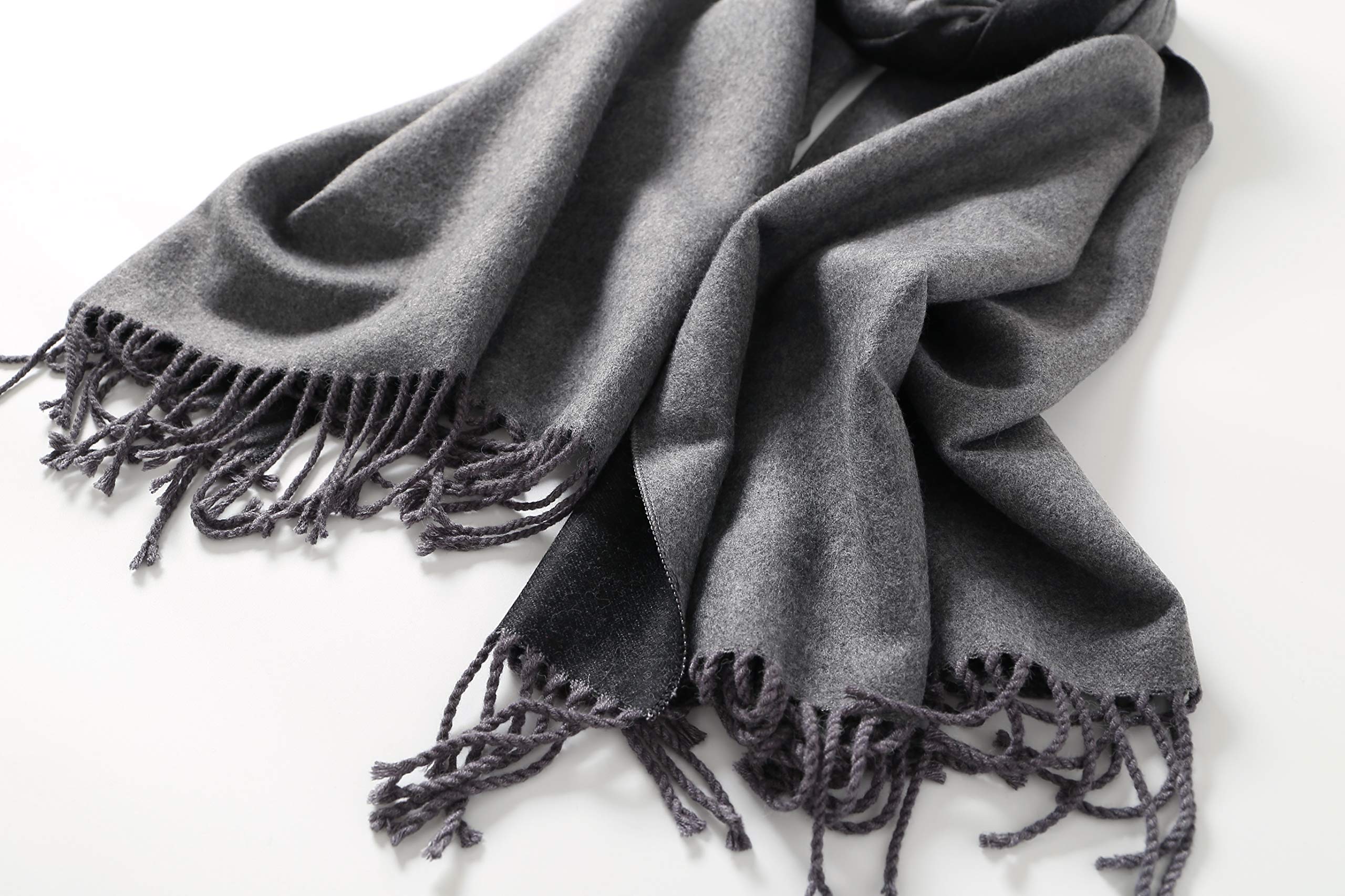 Jeelow reversible two-tone winter scarf in Black & Grey, 100% acrylic, 25.6 x 78.7 in., photo 3