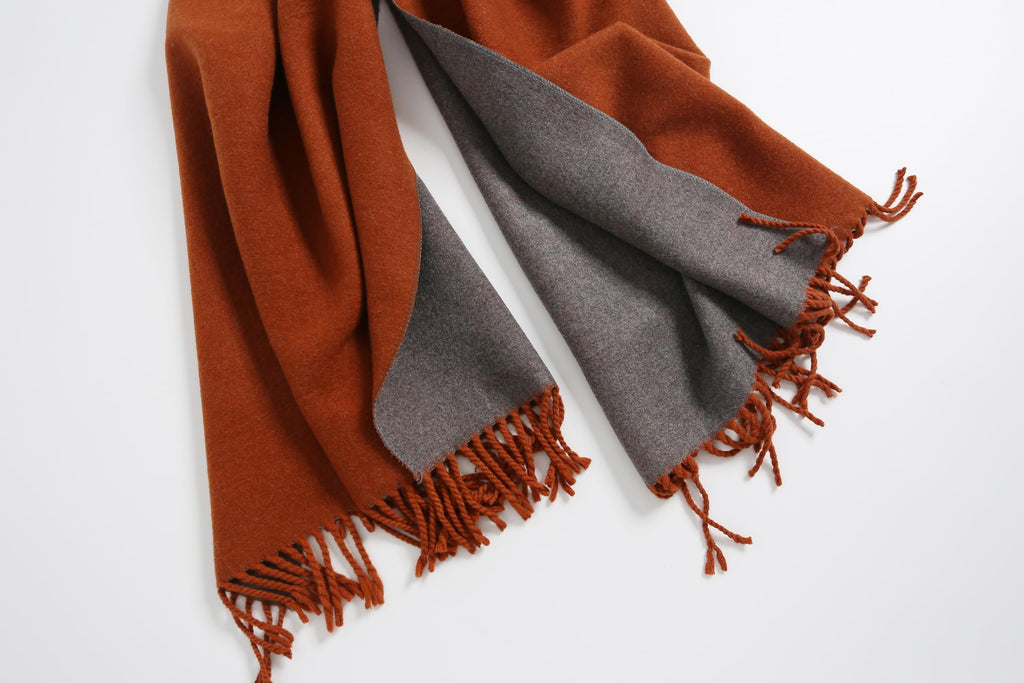 Jeelow reversible two-tone winter scarf in Mandarin Grey, 100% acrylic, 31 x 70.5 in., photo 5