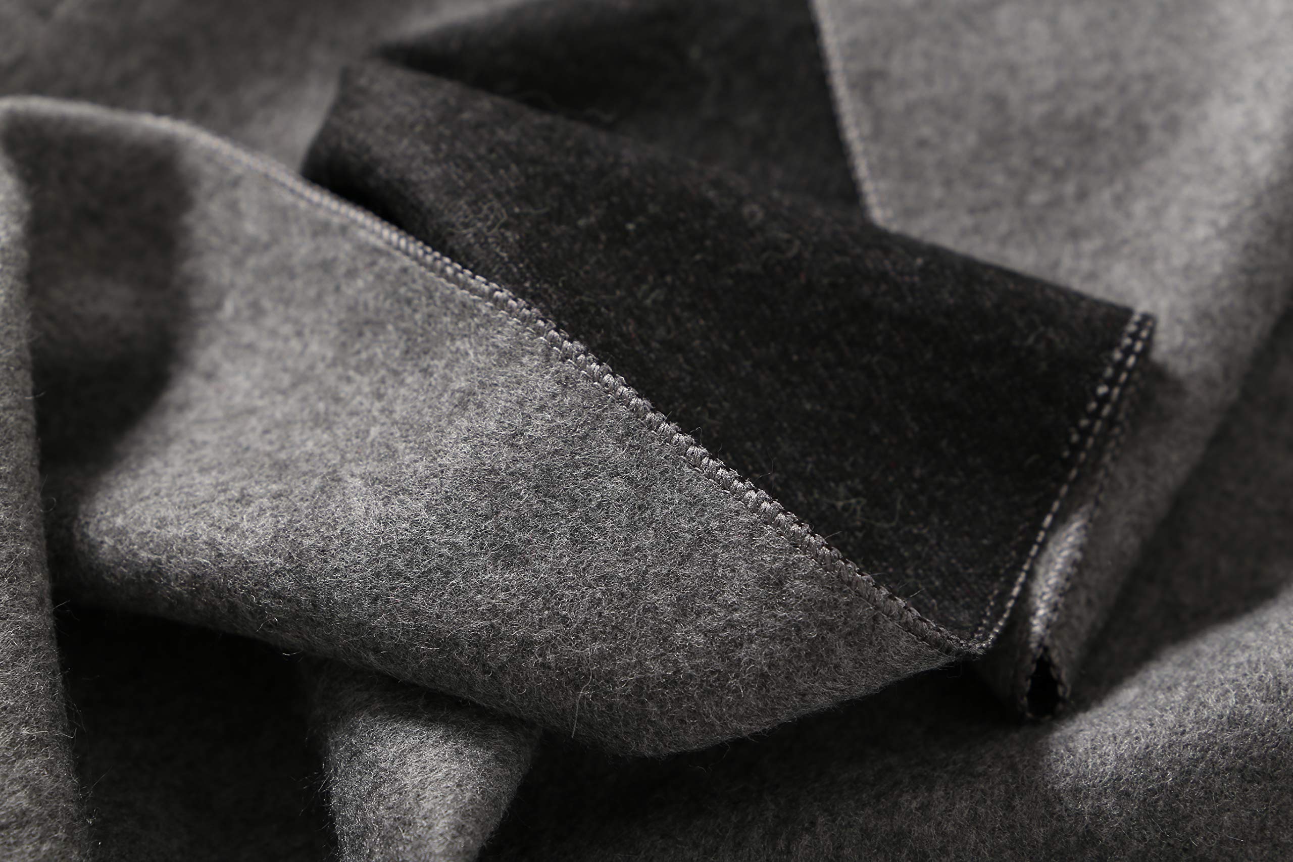 Jeelow reversible two-tone winter scarf in Black & Grey, 100% acrylic, 25.6 x 78.7 in., photo 4