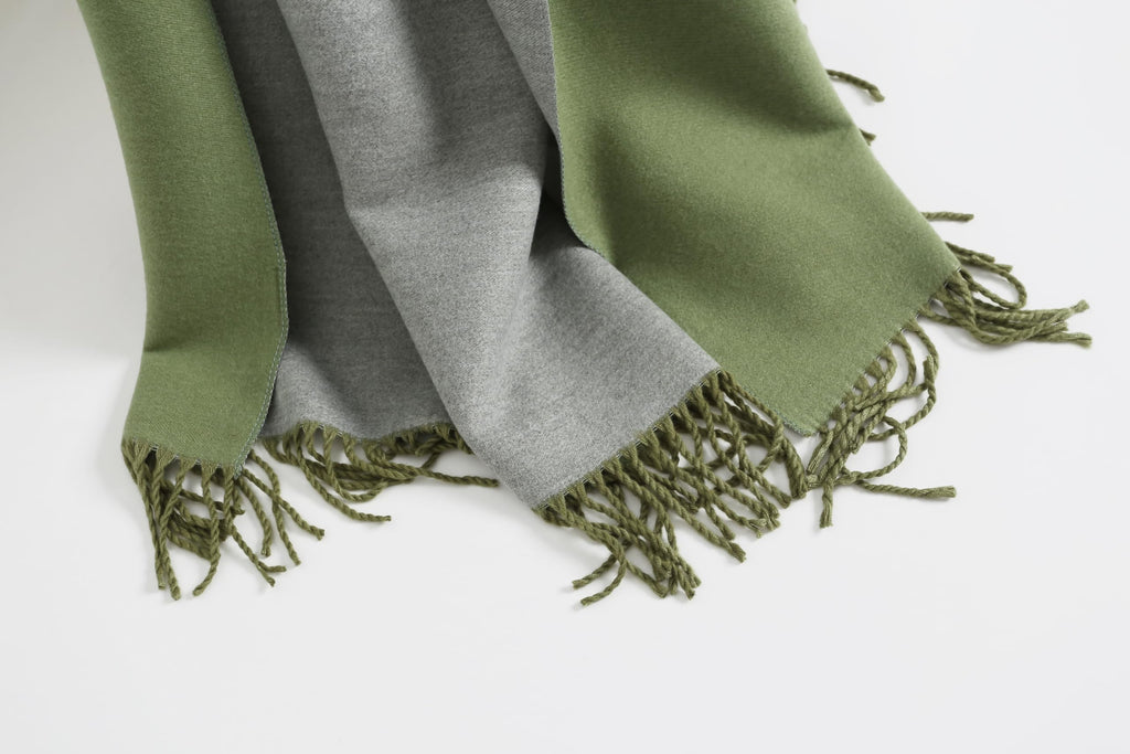 Jeelow reversible two-tone winter scarf in Tea Grey, 100% acrylic, 31 x 70.5 in., photo 8
