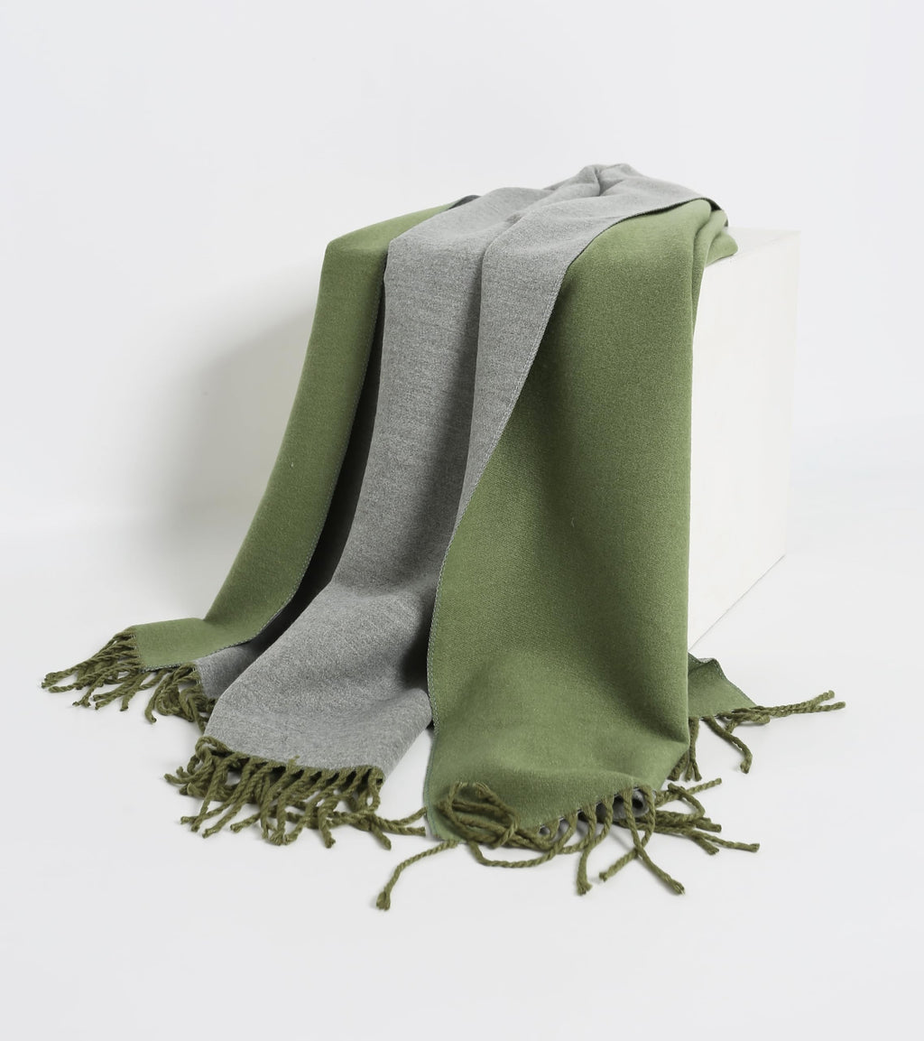 Jeelow reversible two-tone winter scarf in Tea Grey, 100% acrylic, 31 x 70.5 in., photo 2