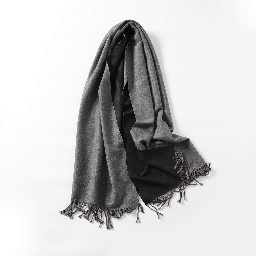 Jeelow reversible two-tone winter scarf in Black & Grey, 100% acrylic, 25.6 x 78.7 in., photo 2