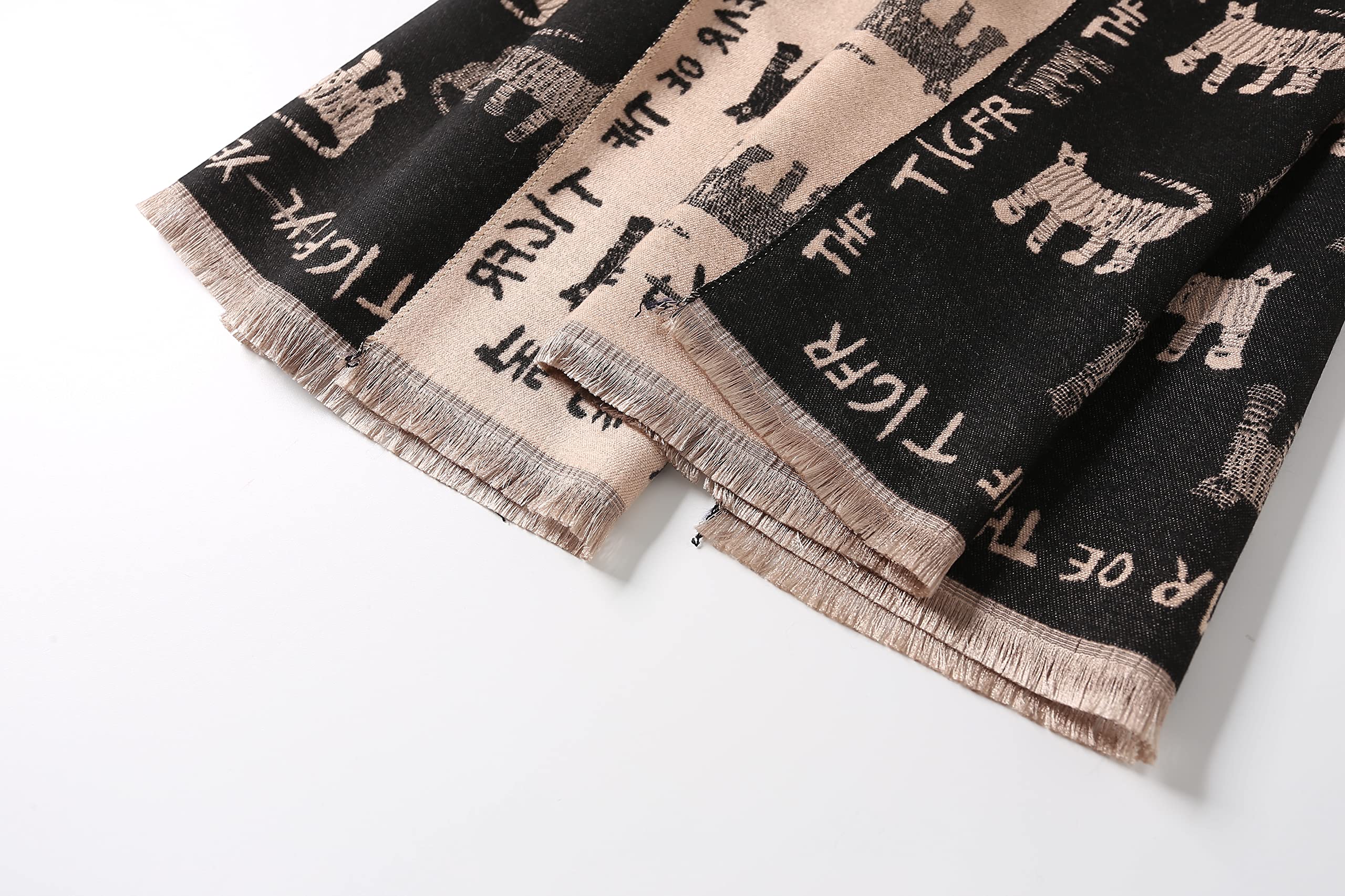 The Chic Silhouette Cat Shawl