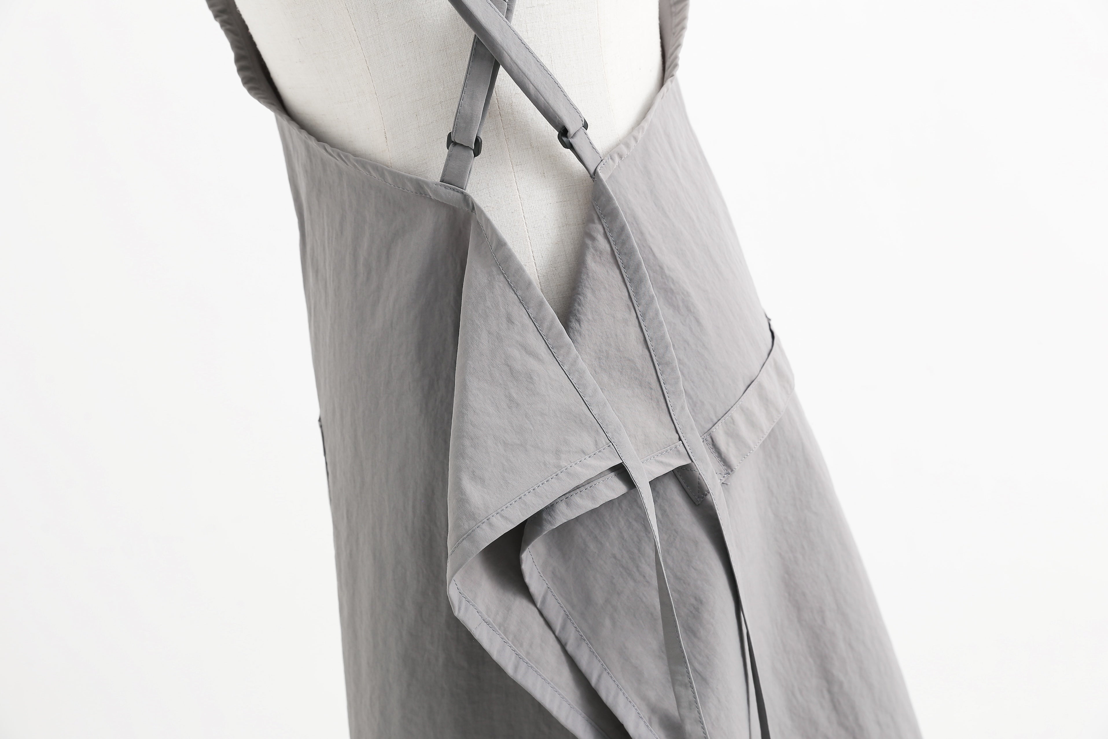 The 'Studio' Waterproof Nylon Apron | Japanese-Inspired Cross-Back Design for Kitchen, Garden & Creative Work
