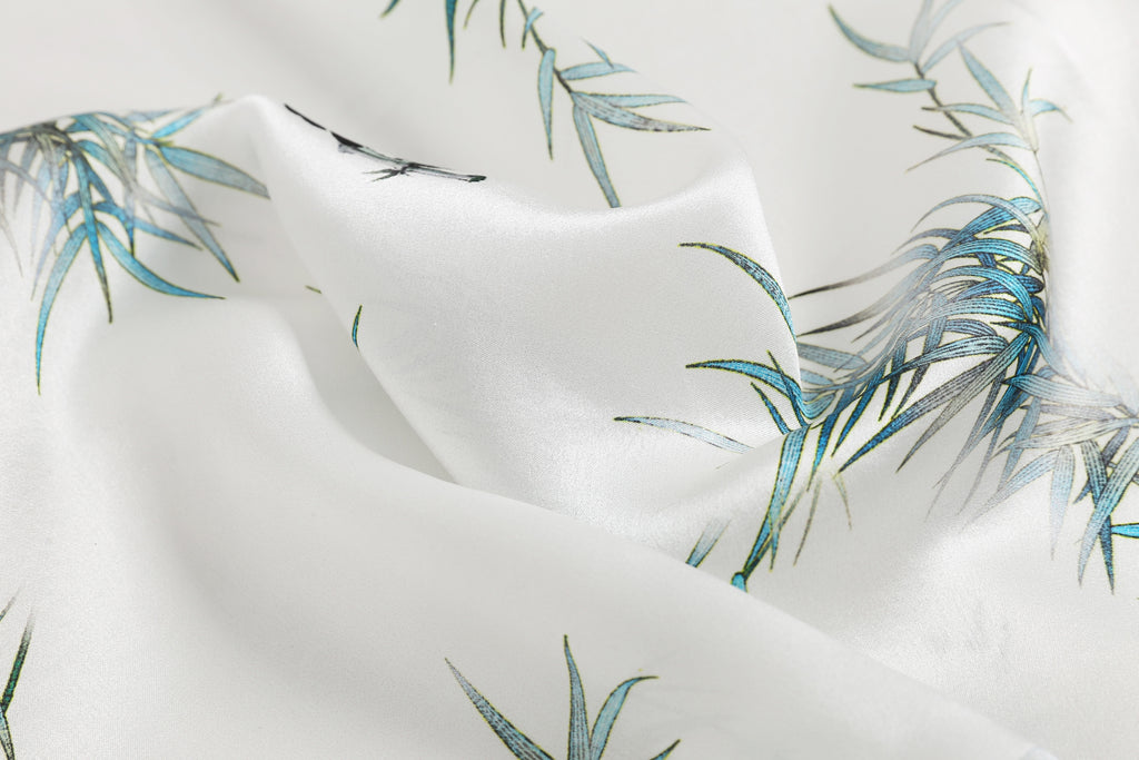 The 'Chinoiserie Garden' Silk Neckerchief