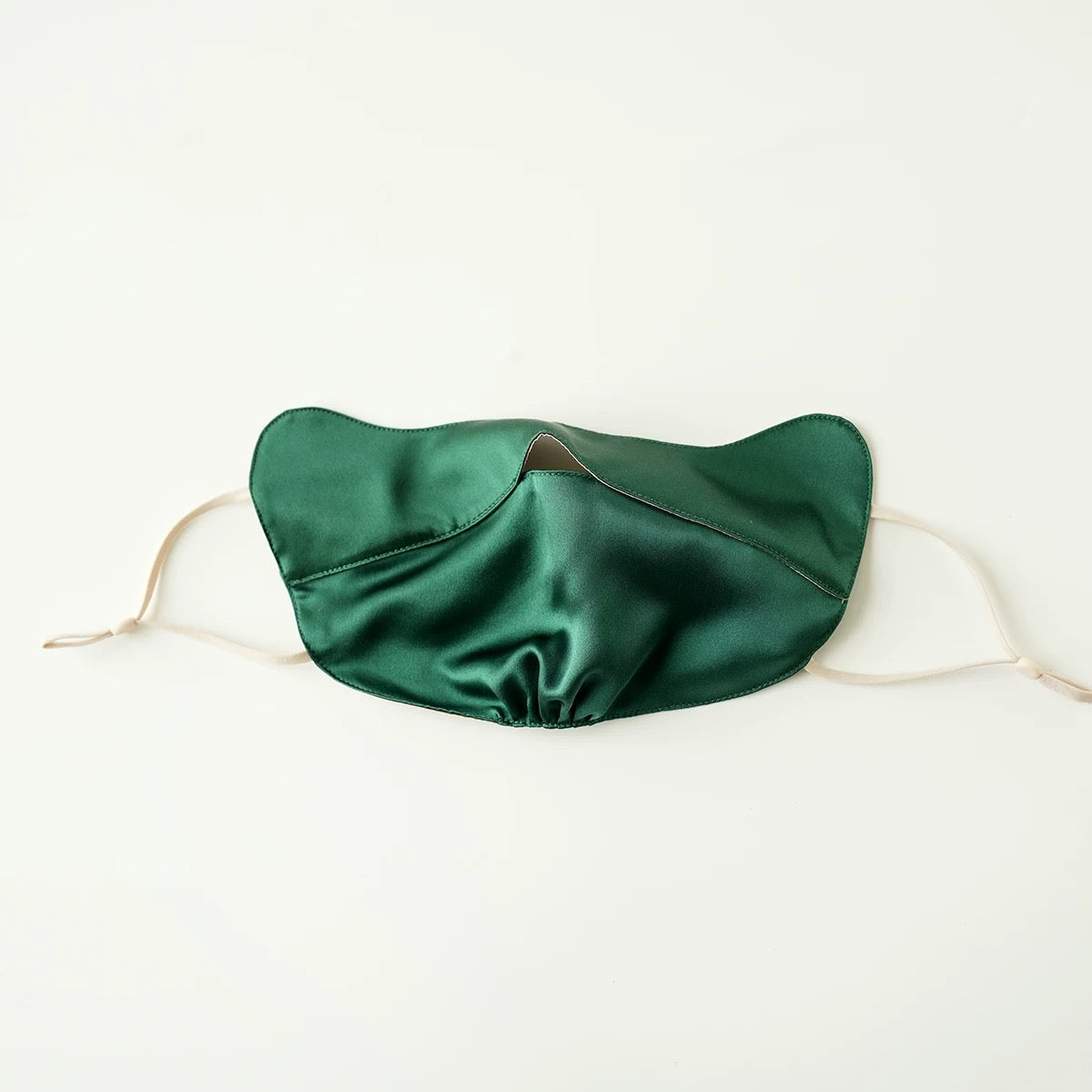 Jeelow 100% Mulberry Silk Face Cloth Mask Washable Reusable Breathable 22 Momme Double Layer Two Tone Adjustable Straps