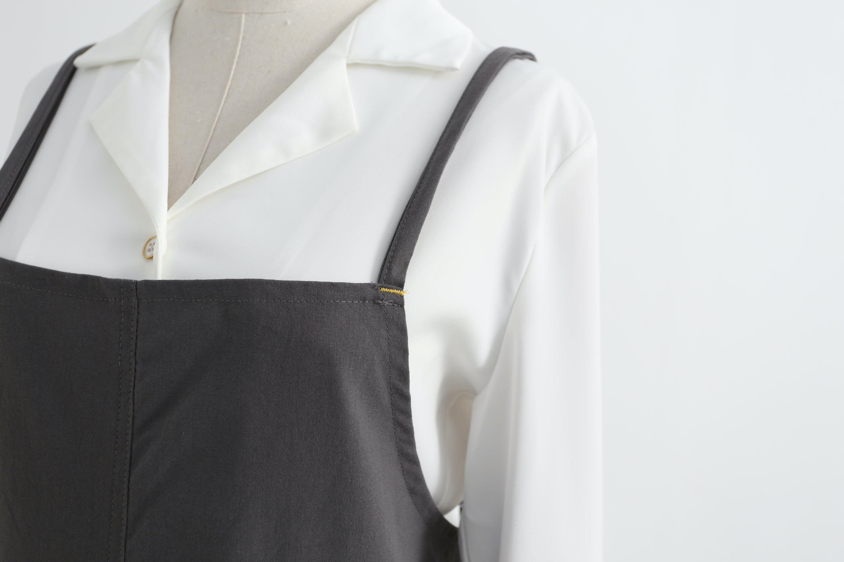 The 'Linen & Co.' Oversized Pinafore Apron | Japanese Minimalist Full-Length Apron Dress for All Sizes, Kitchen, Garden & Studio