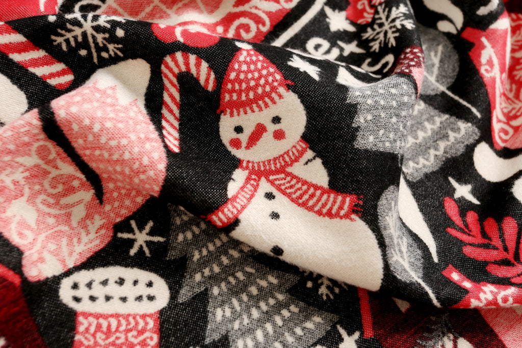 The Holiday Cheer Shawl